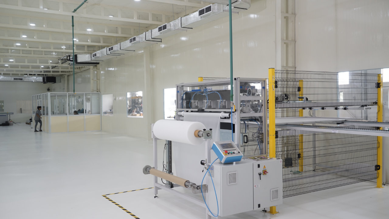 eva-backsheet-cutter